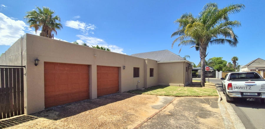 3 Bedroom Property for Sale in Paarl North Western Cape